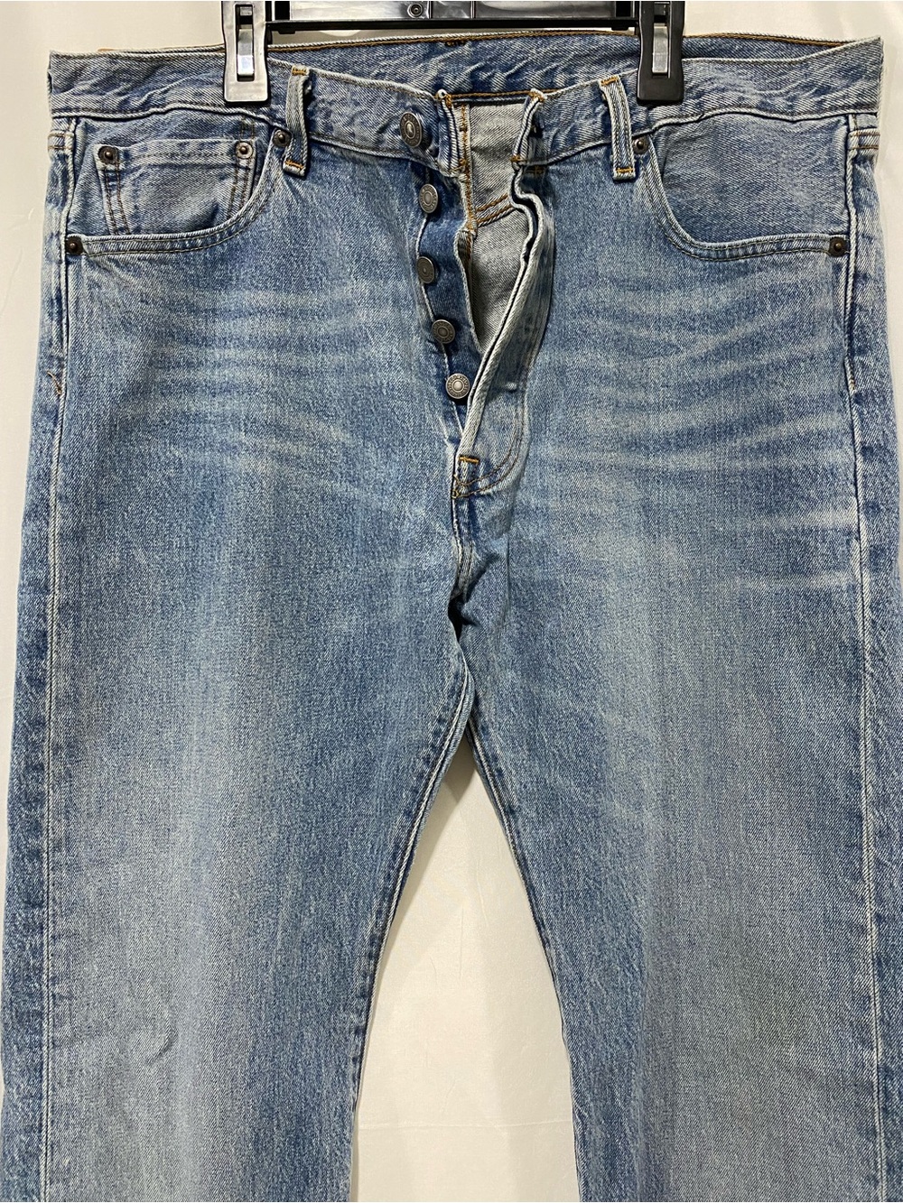 Levi's 501 Light Blue Straight Men's Jeans with Button Fly